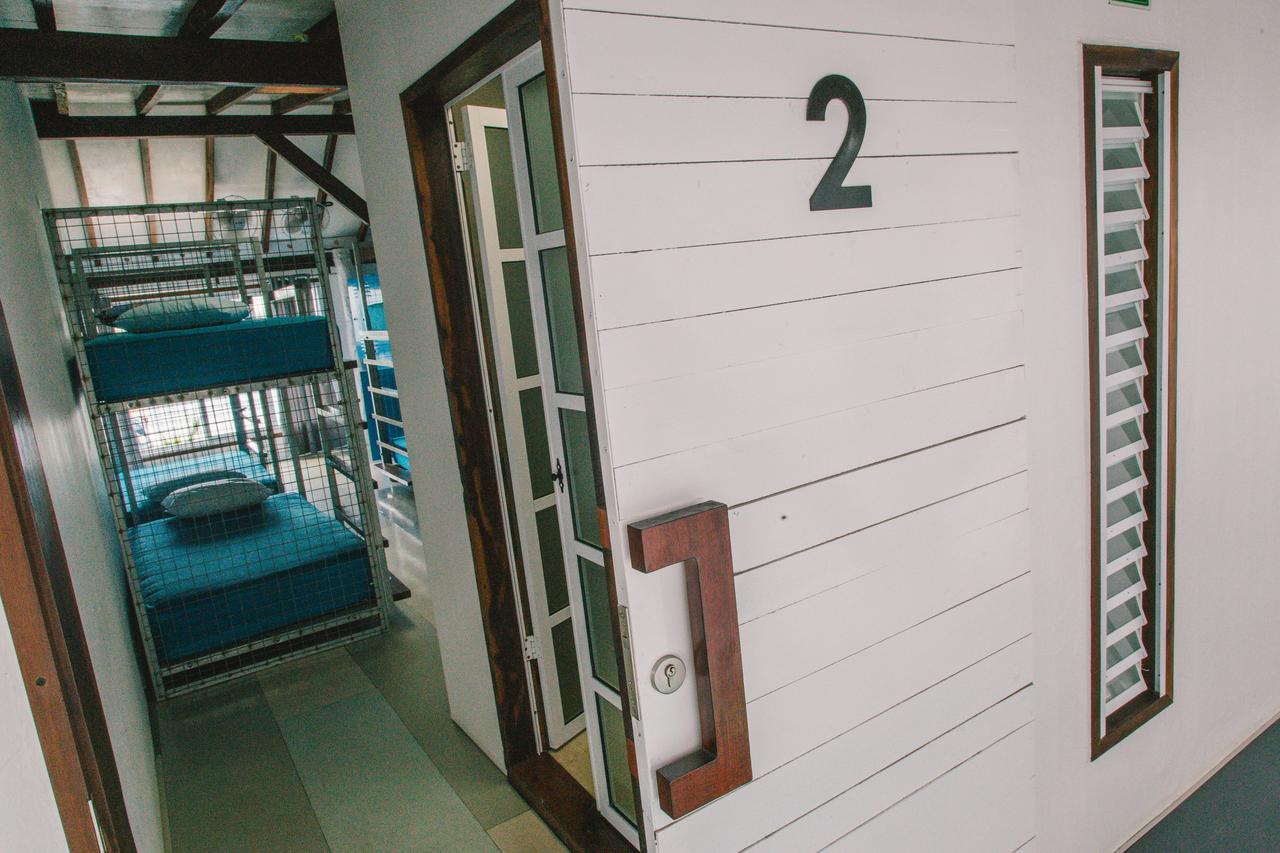 The Yak Lake House - Hostal Bacalar Ngoại thất bức ảnh