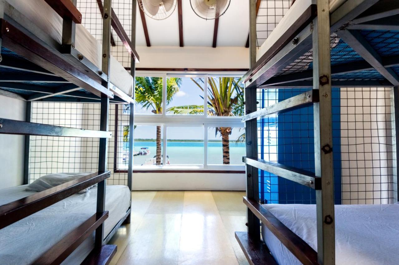 The Yak Lake House - Hostal Bacalar Ngoại thất bức ảnh